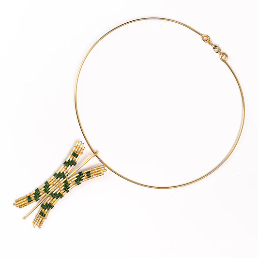 Bamboo Branna Aretes y Collar