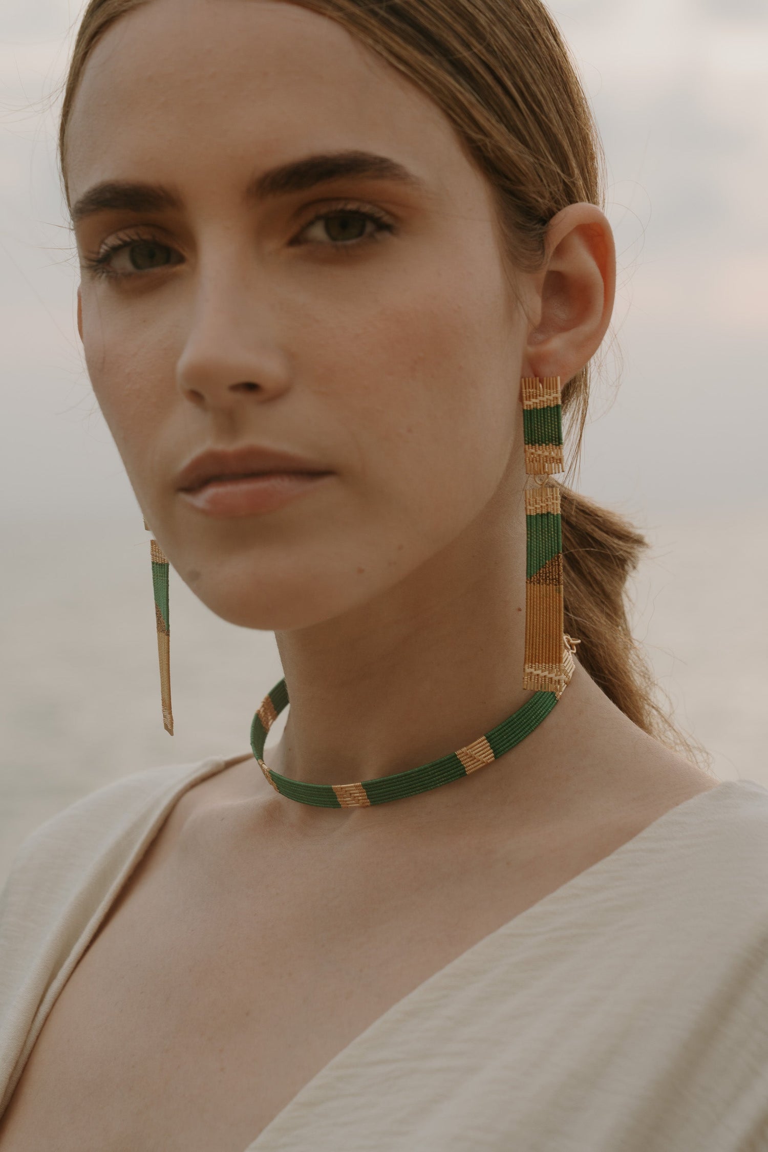 COLLARES